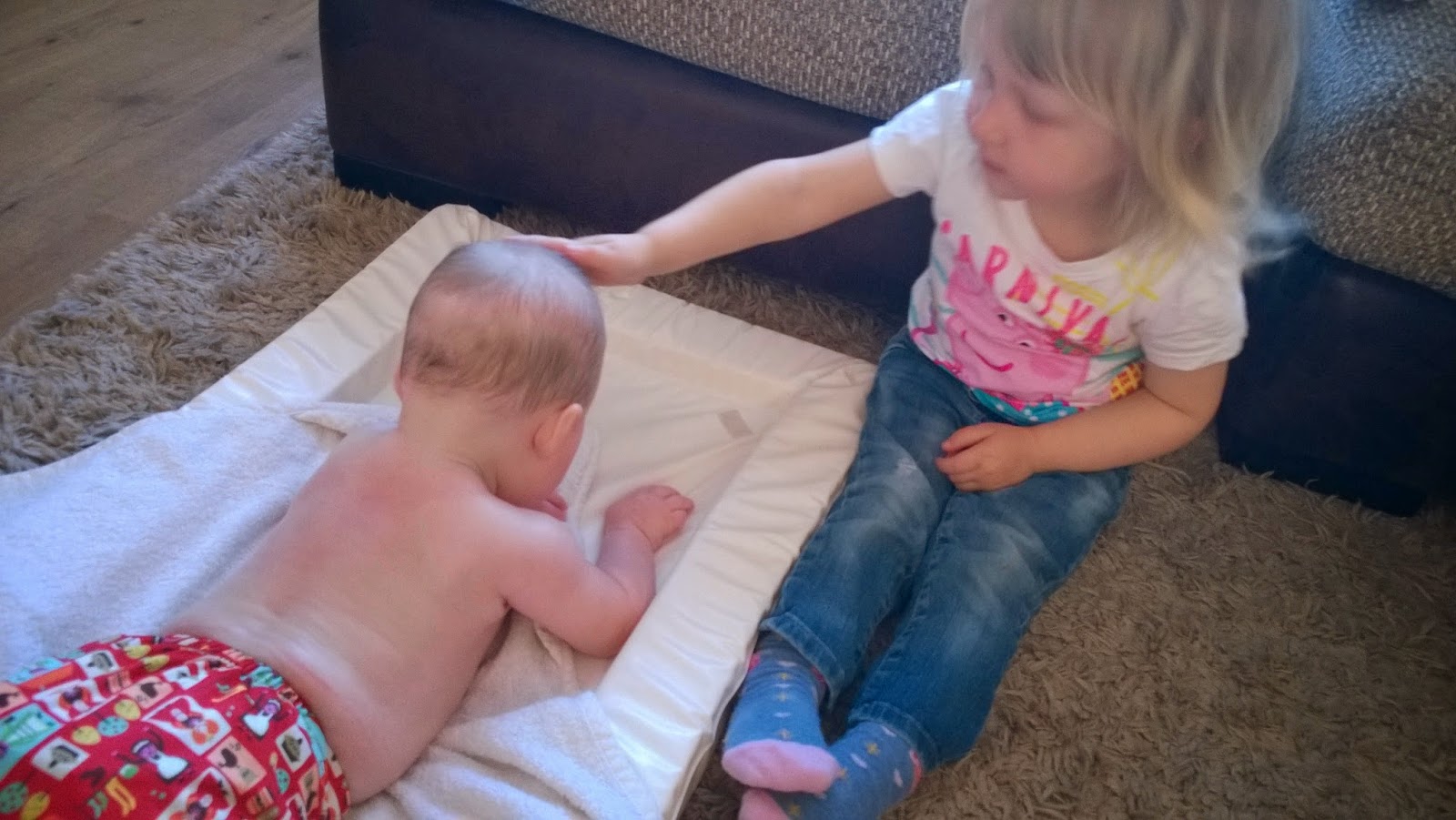 Baby Massage Benefits and How To Do It At Home